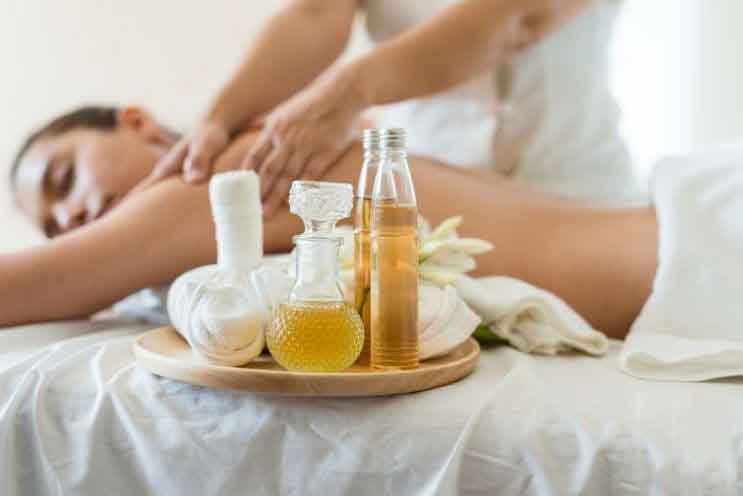 Everything You Need to Know About Aromatherapy Massage | tulum home spa