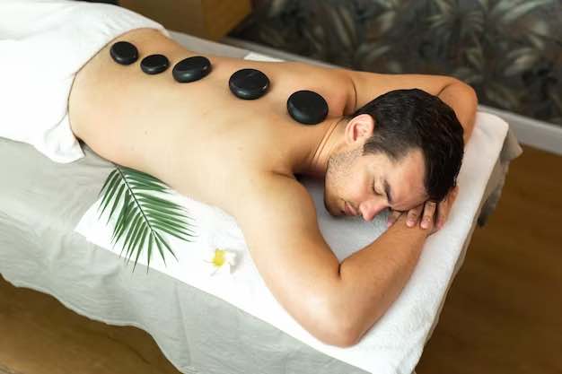 What Does a Hot Stone Massage Do | massages in tulum | home spa in tulum